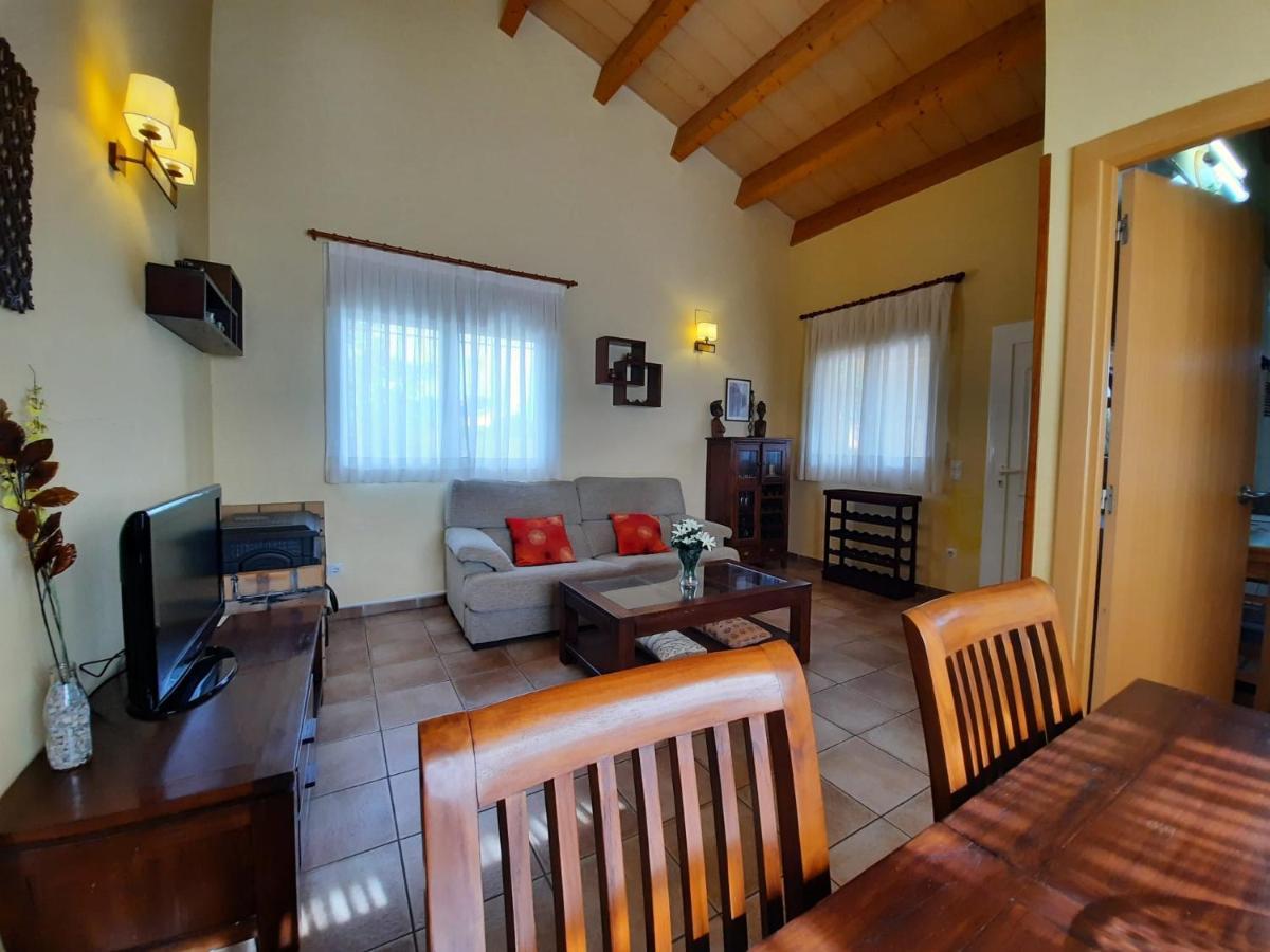 Xalet Piscina Privada Ibiscus Holiday home *
